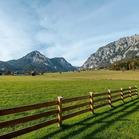 Mountain Paradise - By Mynests