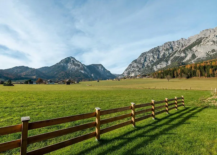 Mountain Paradise - By Mynests