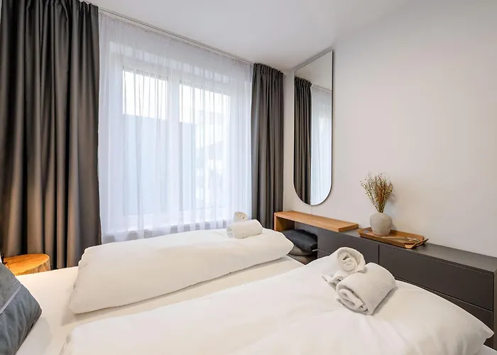 Mountain Paradise - By Mynests Grobming